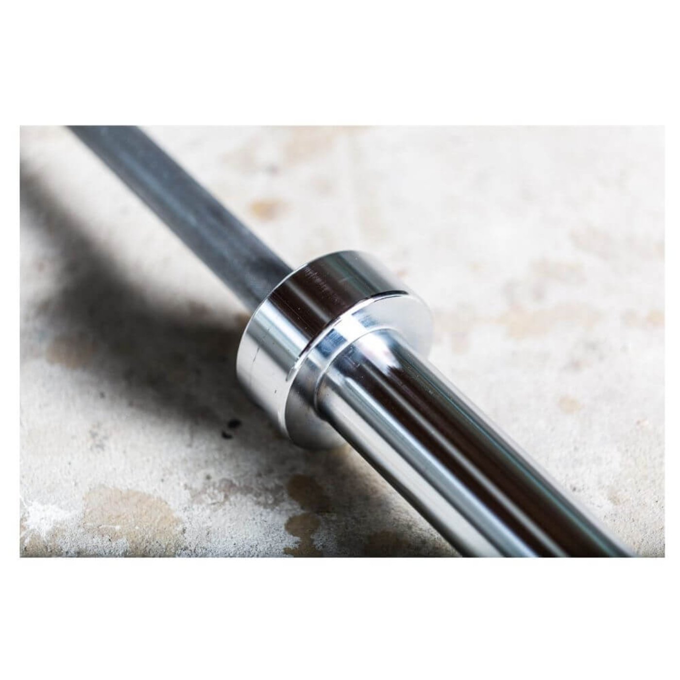 York Barbell Men's Elite Stainless Steel 20kg Training Bar 32011